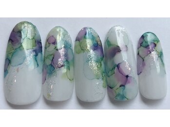 ヘアーアンドネイル ルシア(Hair&Nail Lucia)/水彩ネイル