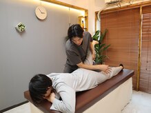 グレイ(GRAY)/新宿 肩こり 整体 小顔 腰痛 顔