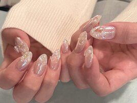 キラキラワンホンネイル