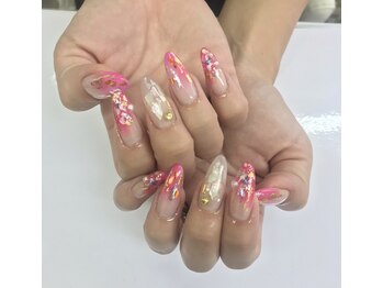 アヴァニ(AVANI)/選べる定額+初回アクリルスカ