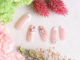 手描きフラワーフレンチnail