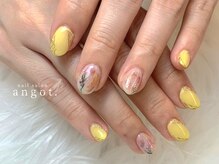 アンガット(angot.)/やわらかフラワーネイル