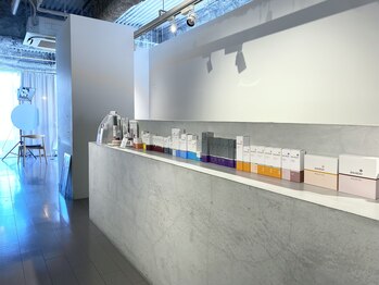 フラックス 京都(FLUX)/ヘアサロンと共用のレセプション