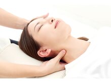 カラダファクトリー 大船店の雰囲気（【APバランス】首と骨盤へのアプローチで、バランスを整えます♪）