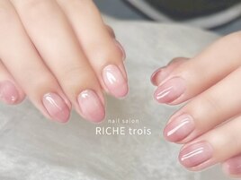 シンプルグラデーションネイル