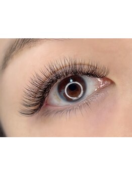 ボリュームのある目元にしたい