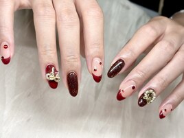 秋冬限定キラキラワンホンネイル
