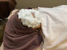 サロン モモ(momo)の雰囲気（お顔と背中に泡パック夏の陽ざしで疲れた肌に休息を）