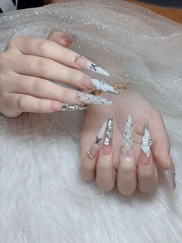 クイーンネイル(Queen Nail)/