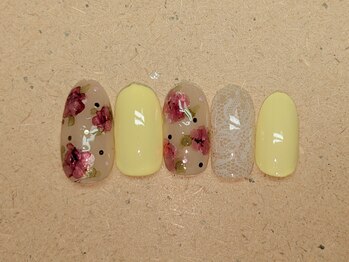 ジョリ ネイルズ(Jolie nails)/2026.4月の月替わりデザイン6800