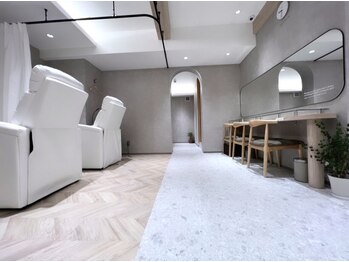 モアナ バイヘッドライト 浦添店(Moana by HEADLIGHT)/店内ご紹介