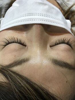 フリルアイビューティ 豊中店(Frill Eye Beauty)/