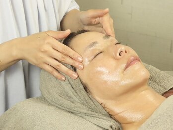 カノン(Kanon)の写真/【眼精疲労/首コリに】PC・スマホ疲れからくる目の疲れやガチガチの首肩こりでお悩みではありませんか？ &nbsp;