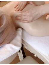 リリーボワ(LillyBois)/肩甲骨ほぐし