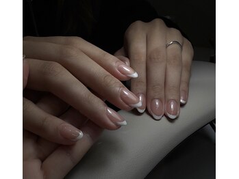 サロン ド ルネ(Salon de Lune)/シンプルフレンチ