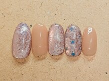 ジョリ ネイルズ(Jolie nails)/2026.4月の月替わりデザイン6800