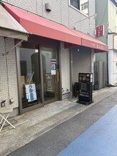 ルアン サバーイ(RuenSabai)/1階入り口周辺