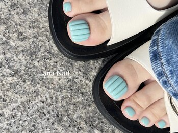 ラナネイル(Lana Nail)の写真/半個室空間◆潤いキープのジェルネイルで足先も美しく！足先も長く楽しんで頂けるこだわりのジェルを使用♪