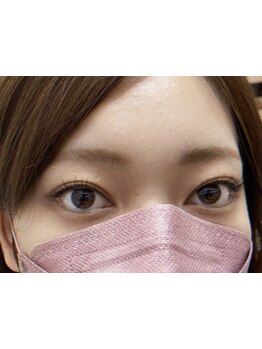 ナチュラル上品な目元にしたい