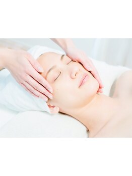 ホウレイ線・たるみ改善！予防ケア