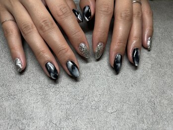 ネイルアンドアイラッシュ シヴァ(Siva)/