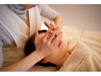 エンボディメントラボラトリー エイトレターズ(Embodiment Lab. 8 LETTERS)/コルギの様子6