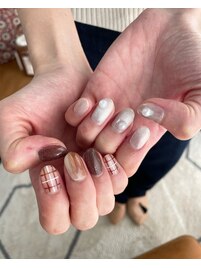 冬チェックチグハグネイル