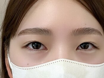 ミーアイラッシュ(ME.eyelash)/BROWLIFT