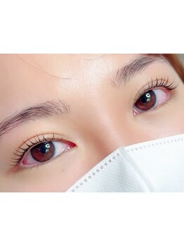 ナチュラル上品な目元にしたい