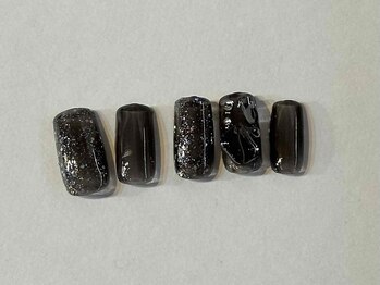 アイネイルズ 梅田店(I nails)/Y2K黒ラメきらきらストーン