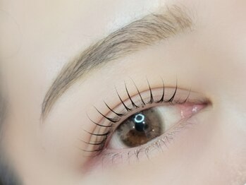 顔肌革命 ビューティアンドヘルス バイ メール(beauty&health by mer)の写真/毛流れ自由自在!話題のハリウッドブロウリフトも◎自己処理では難しい理想の黄金比眉を叶えます★