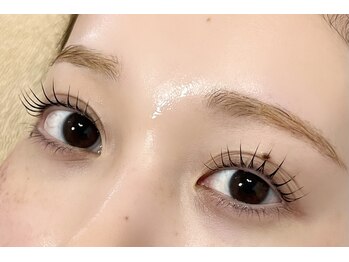 ルリアン 稲荷口/自まつ毛でぱっちり可愛く◎