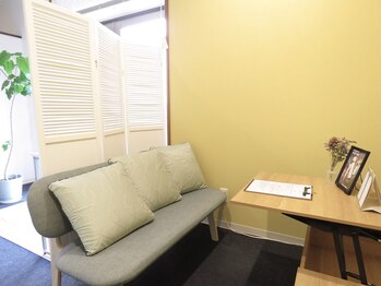 カロン(Kalon)/待合・カウンセリングルーム