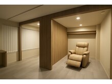 【内装準備中】constructed／@mirai_art_japan