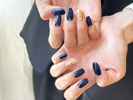 ネイビー×ゴールドミラーネイル