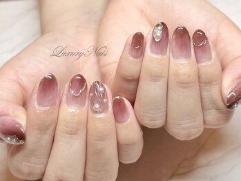 ラグジュアリーネイルズ カワグチ(Luxury Nails Kawaguchi)の写真/【パラジェル導入サロン】川口の大人気上質Nailサロン★妥協ないご褒美ネイルの完成☆Only1の指先に…！
