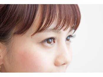 ルクシア(Luxia)/ボリュームラッシュ