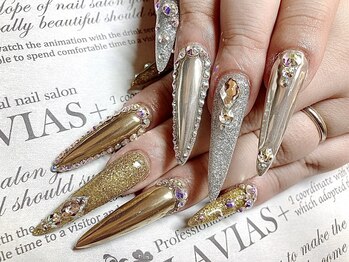 ラヴィアスプラス(LAVIAS+)/