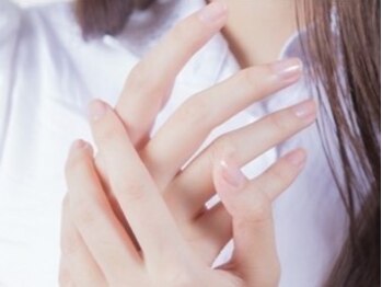 シャルム(Charm)の写真/美爪に育てる当店自慢のウォーターケア＋ジェルネイル◎爪をケアしつつ華やかな指先へ導きます…♪