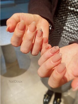 ネイル ドゥ 岡山駅前店(Nail Doux)/シンプルビジューネイル
