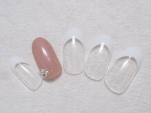 シックネイル(CHIC nail)/フレンチ＆パールビジュー