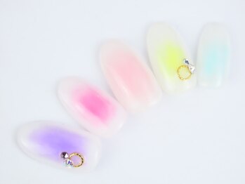 ネイルサロン フローラ(Flora)の写真/大人女性の上品で上品な指先に♪お仕事で派手に出来ない方にも◎上品な艶と艶のある仕上がりに大満足♪