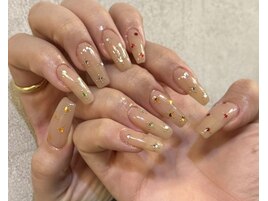 ストーンネイル　ビジューネイル