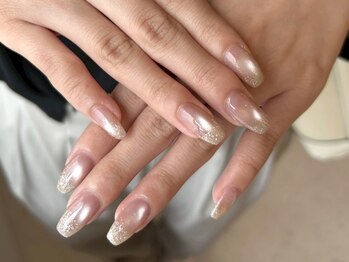 ランド ネイル 博多(LAND)の写真/【シンプルネイルもお任せください♪】悩める女子も即オシャレ☆流行を取り入れたデザインも定評！