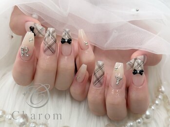 モノトーンチェックネイル