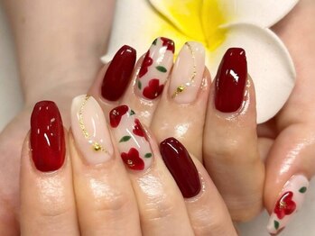 はあとねいる マーケットスクエア川崎イースト店の写真/選ぶのが楽しい、デザインの多さ◎大人気のニュアンスネイル～繊細なアートデザインまで豊富なサンプルあり