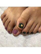 フォレット(Foret)/秋アシンメトリーネイル