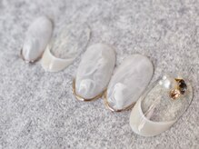 カトルナフ(quatre fois neuf)/大人上品なホワイトフレンチ