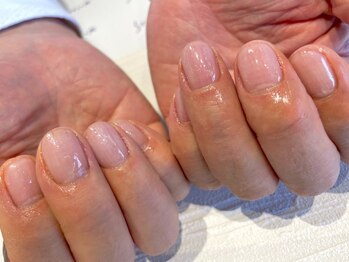 ネイルサロン ステラ(Nail Salon STELLA)の写真/爪にお悩みのある方へ♪今話題のメンズネイル。女性も大歓迎☆自爪の事を考えた施術で爪の強化にも◎