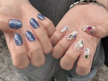 エムスラッシュ センター南(M.SLASH)/左右バラバラネイル